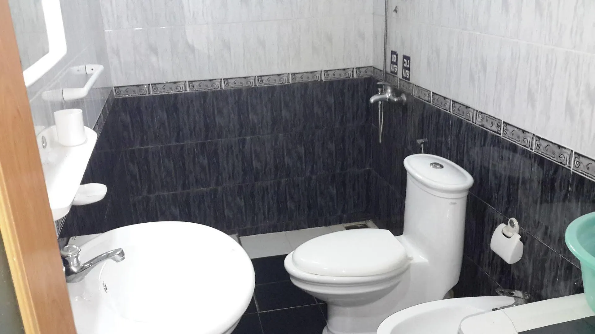** Hotel Big Stay Home Negombo Sri Lanka