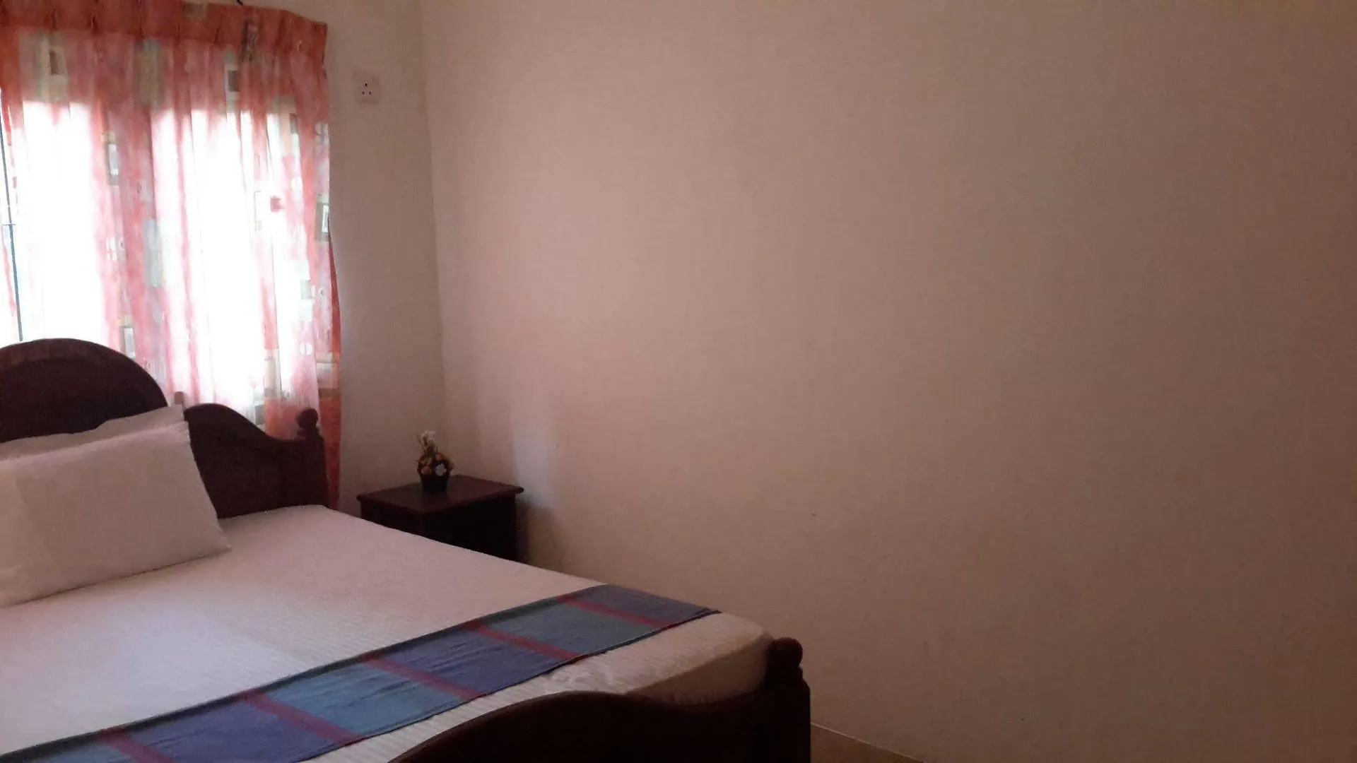 Big Stay Home Negombo Hotel